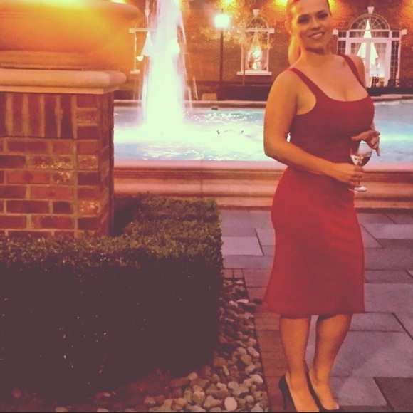 DVF Diane Von Furstenberg fitted Monroe wiggle red pencil dress size 6 red - Picture 7 of 7